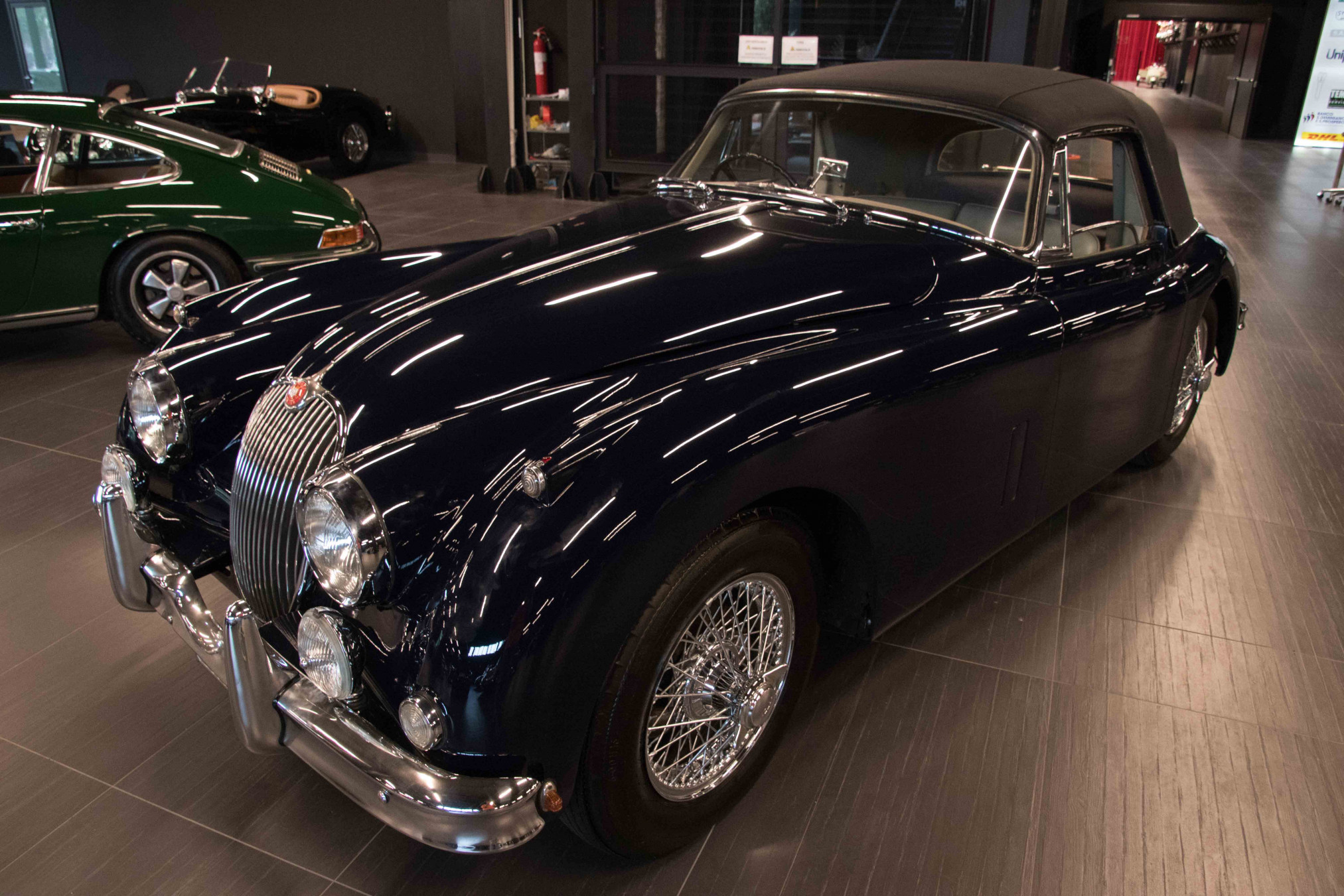 products/JAG00005/JAG0005-15.jpg 1961 Jaguar XK150 DHC 10