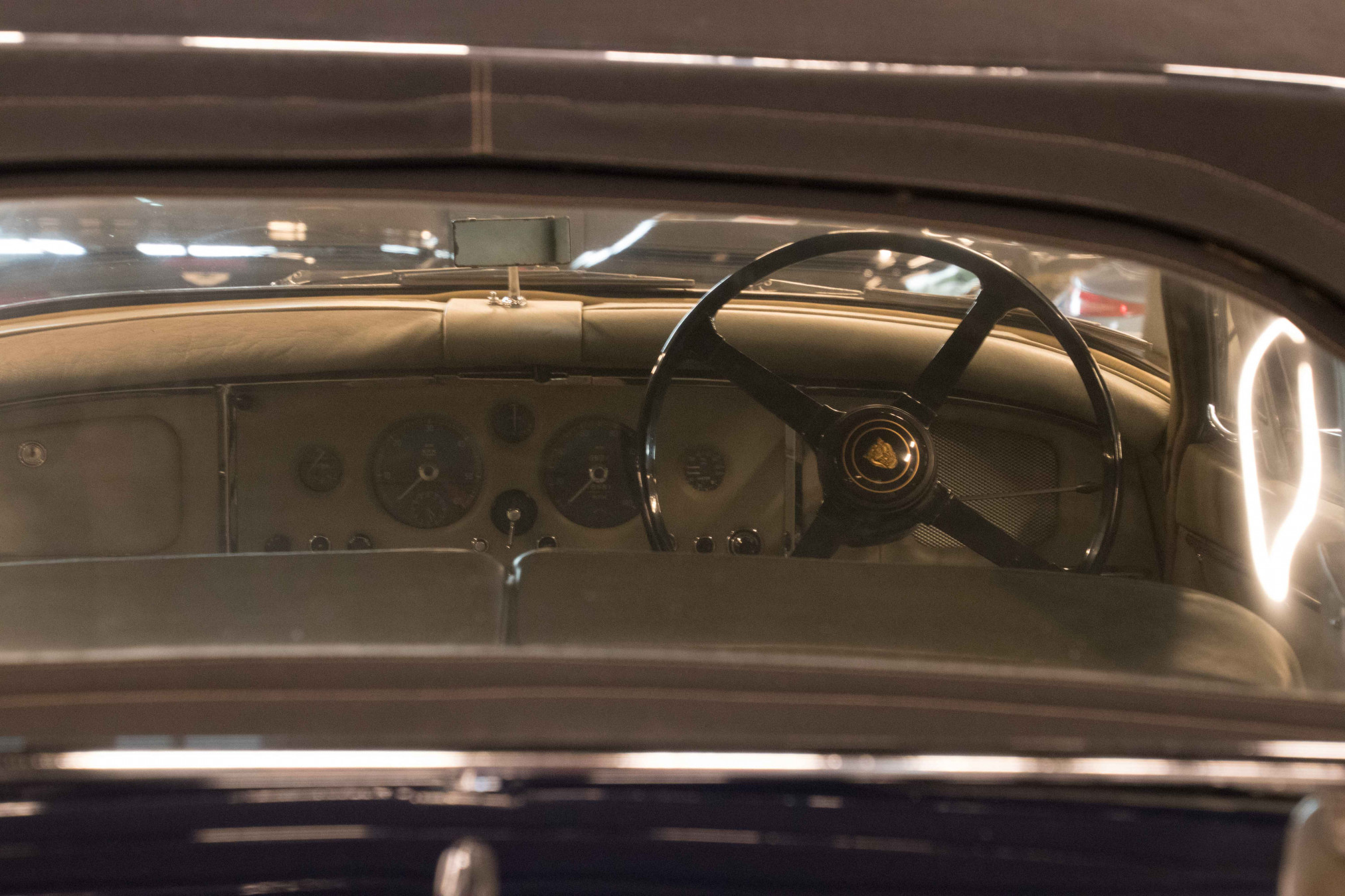products/JAG00005/JAG0005-31.jpg 1961 Jaguar XK150 DHC 24