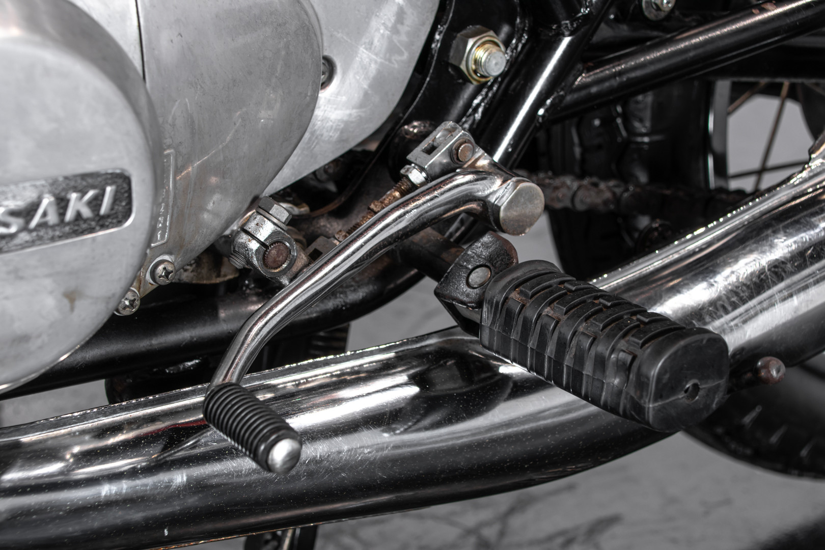 1976 Kawasaki KH 400 MACH III 14