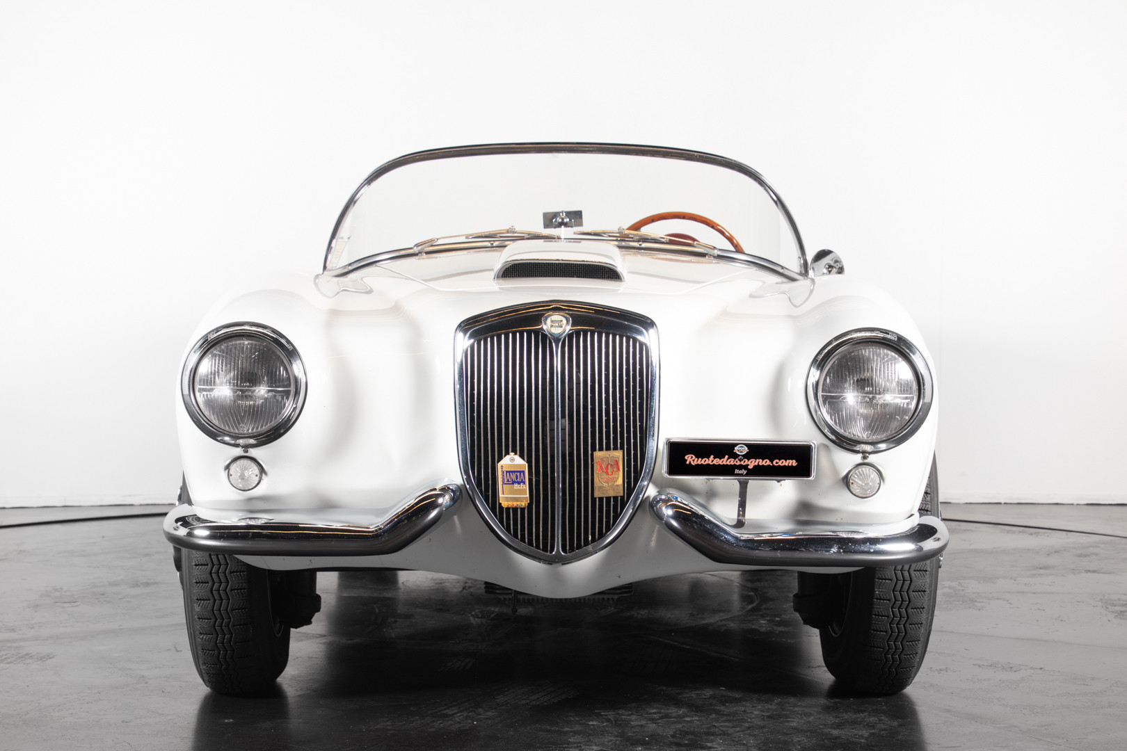 1955 Lancia Aurelia B24 S spider 8