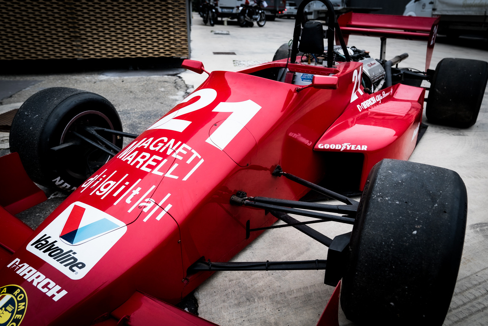 1985 March F3000 85B-16 14