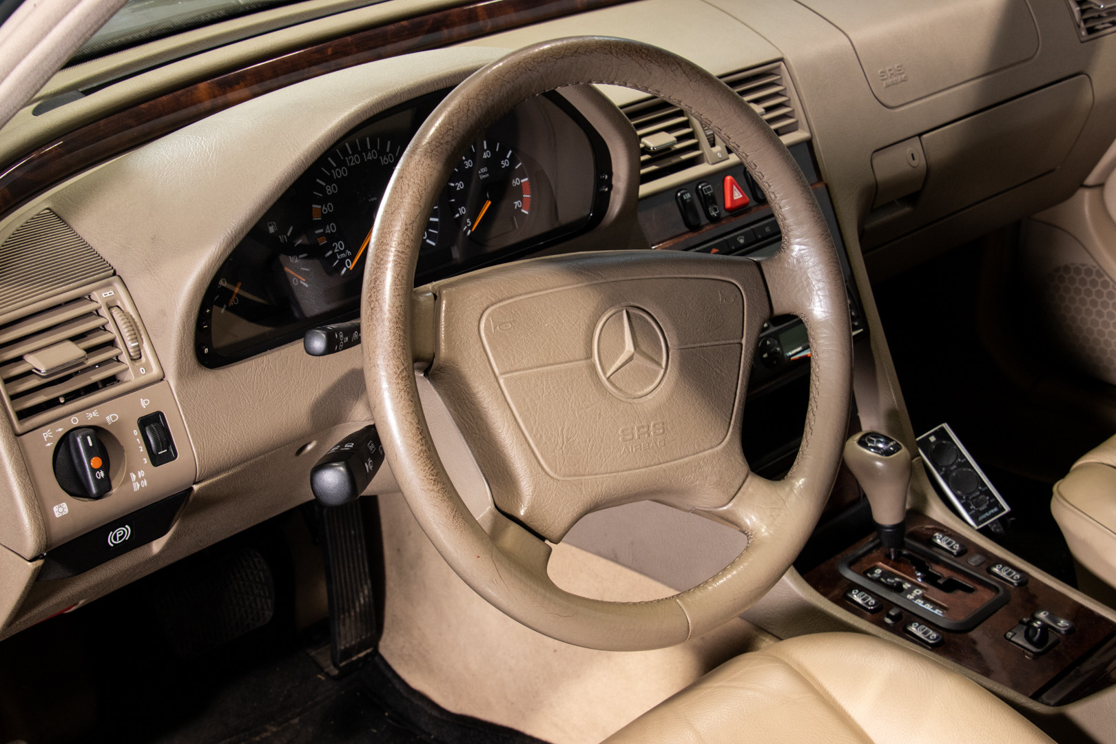 1998 Mercedes-Benz C240 SW 19