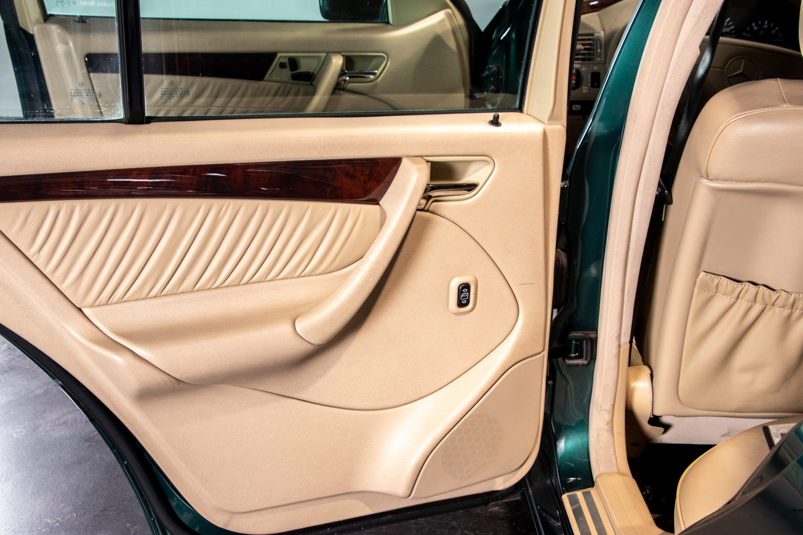 1998 Mercedes-Benz C240 SW 17