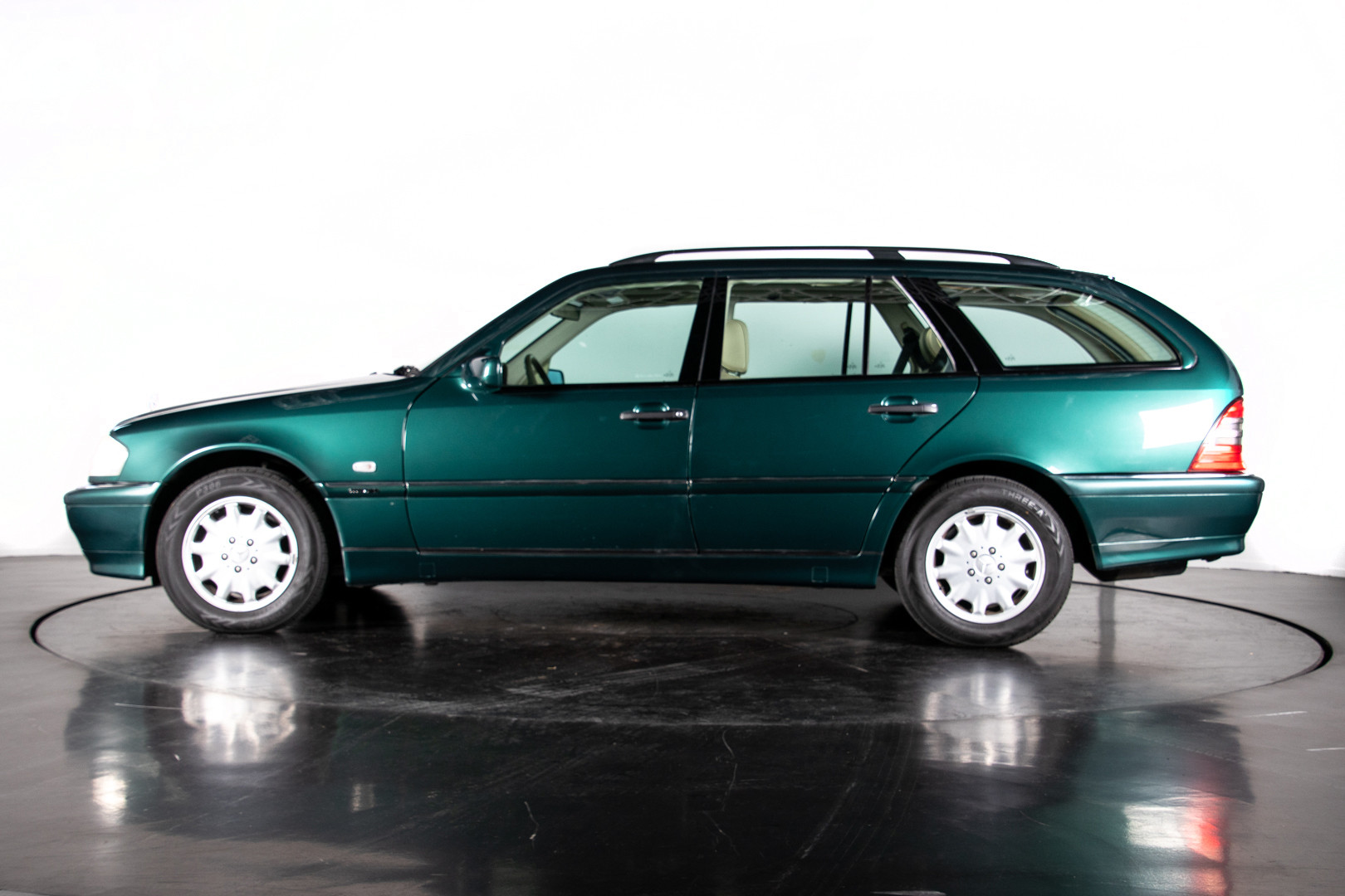 1998 Mercedes-Benz C240 SW 0