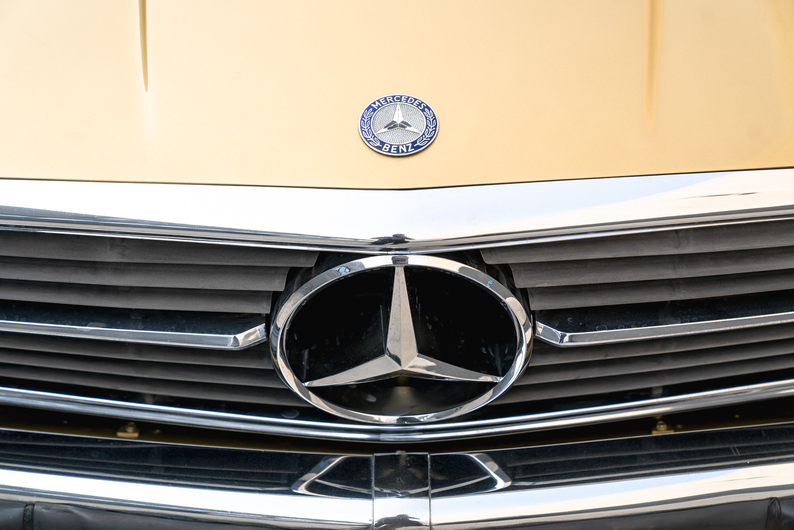 1972 Mercedes-Benz 350 SLC 16