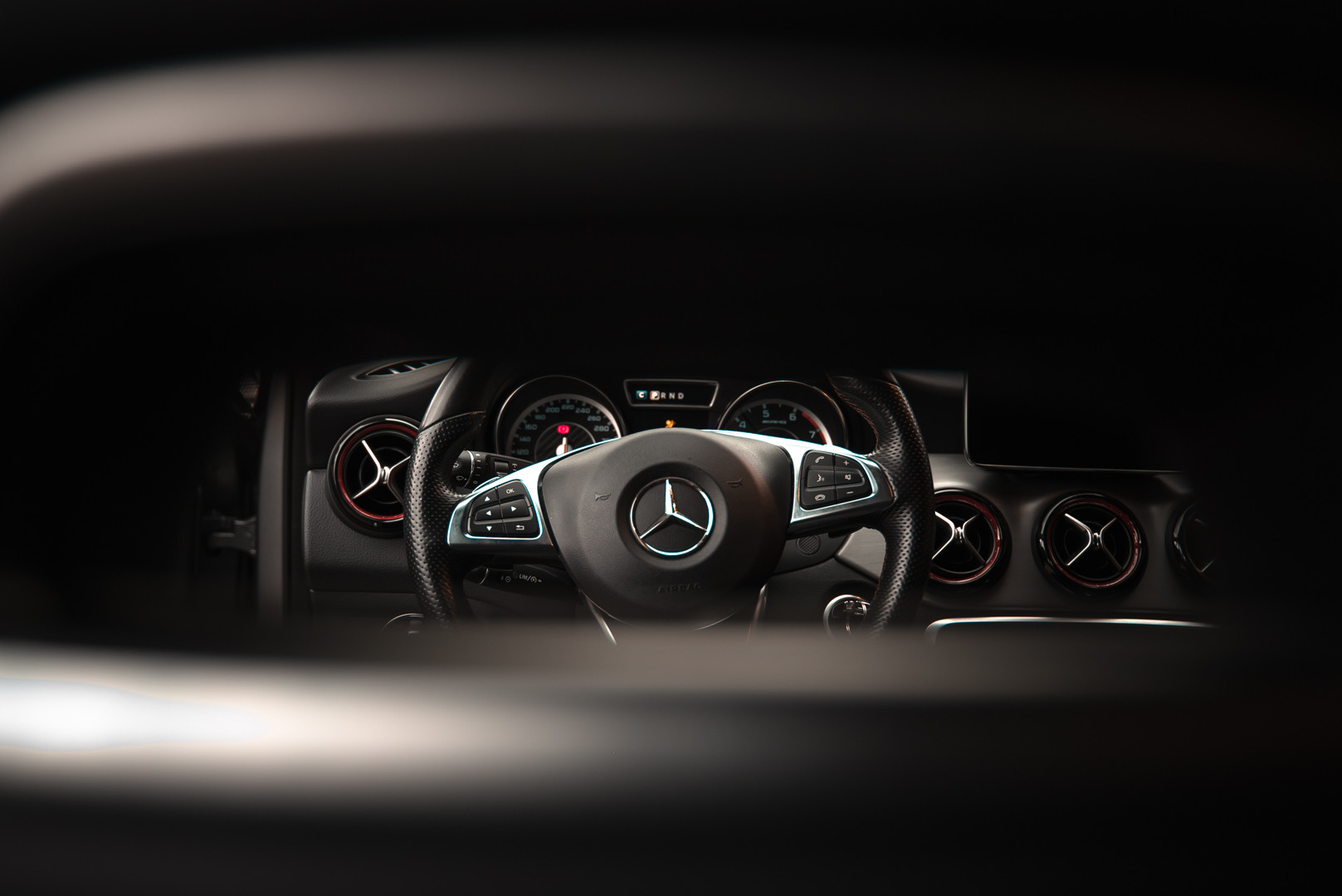 2015 Mercedes-Benz GLA AMG 45 22