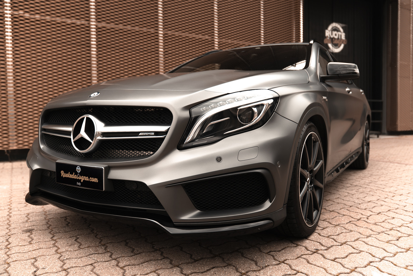 2015 Mercedes-Benz GLA AMG 45 2