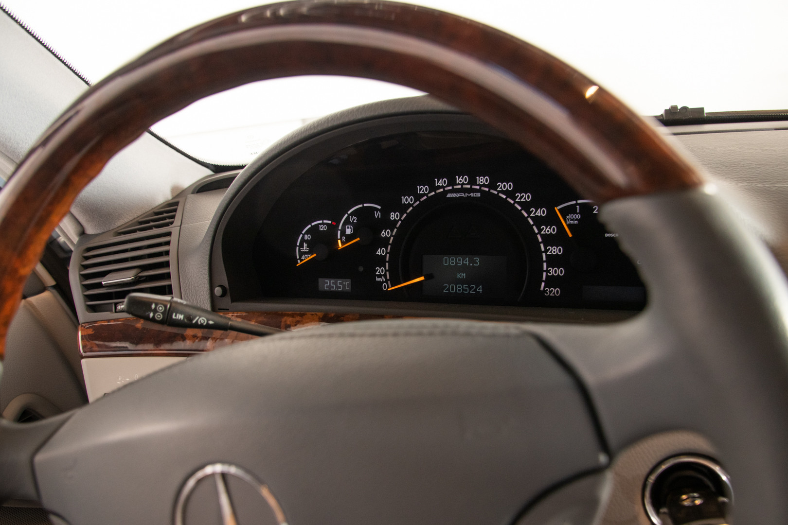 2000 MERCEDES BENZ S 55 AMG 26