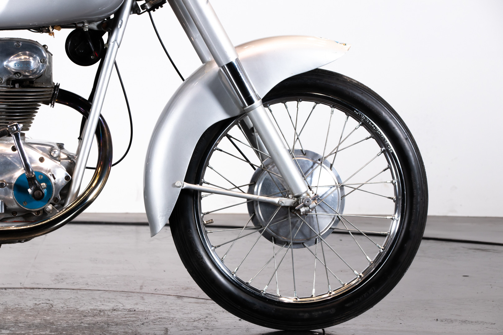 1956 MONDIAL 200 29