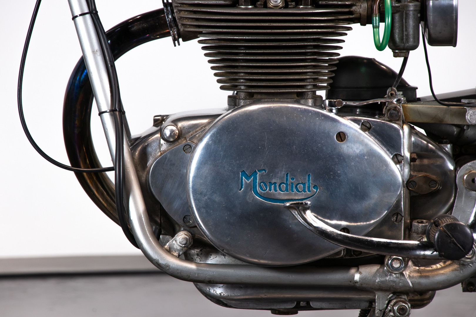 1956 MONDIAL 200 13