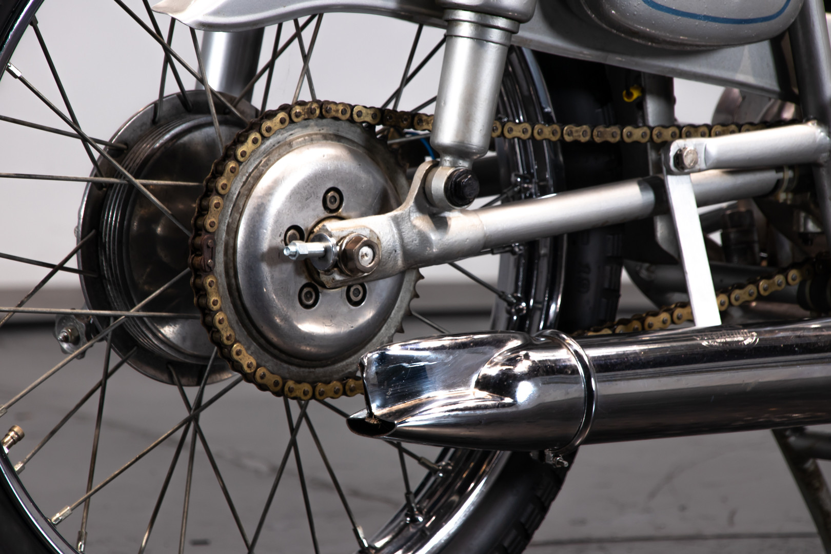 1956 MONDIAL 200 2