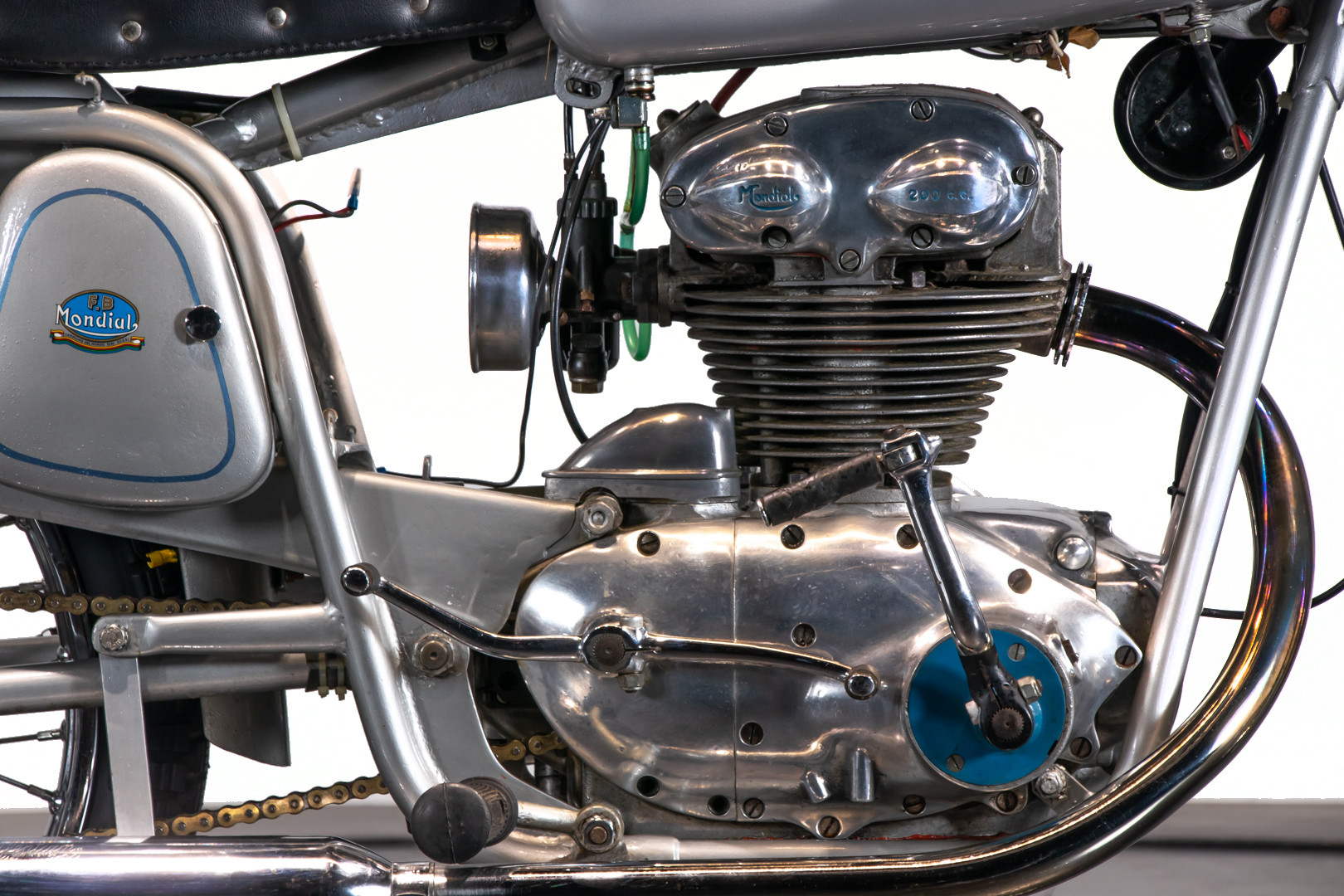 1956 MONDIAL 200 4