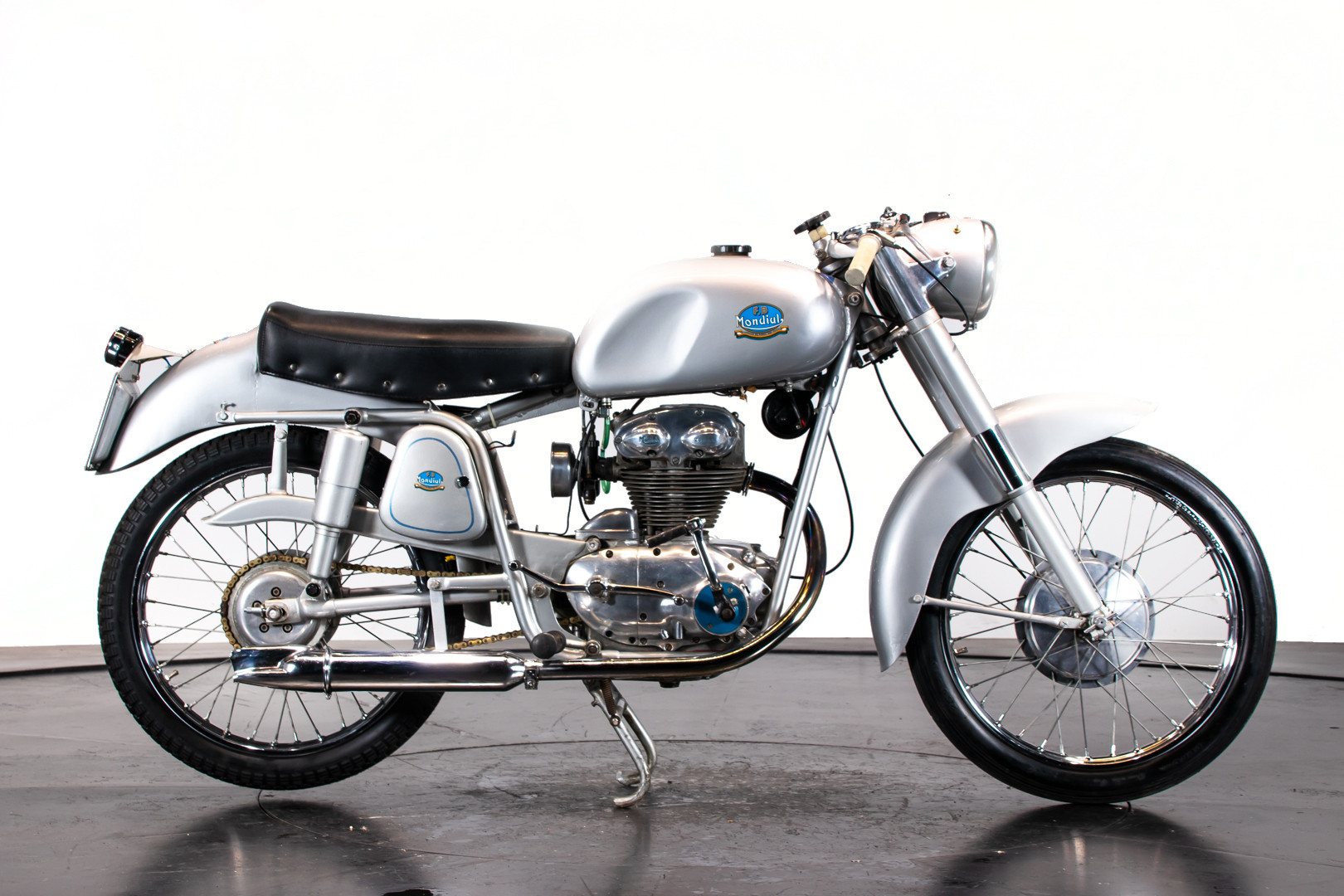 1956 MONDIAL 200 6