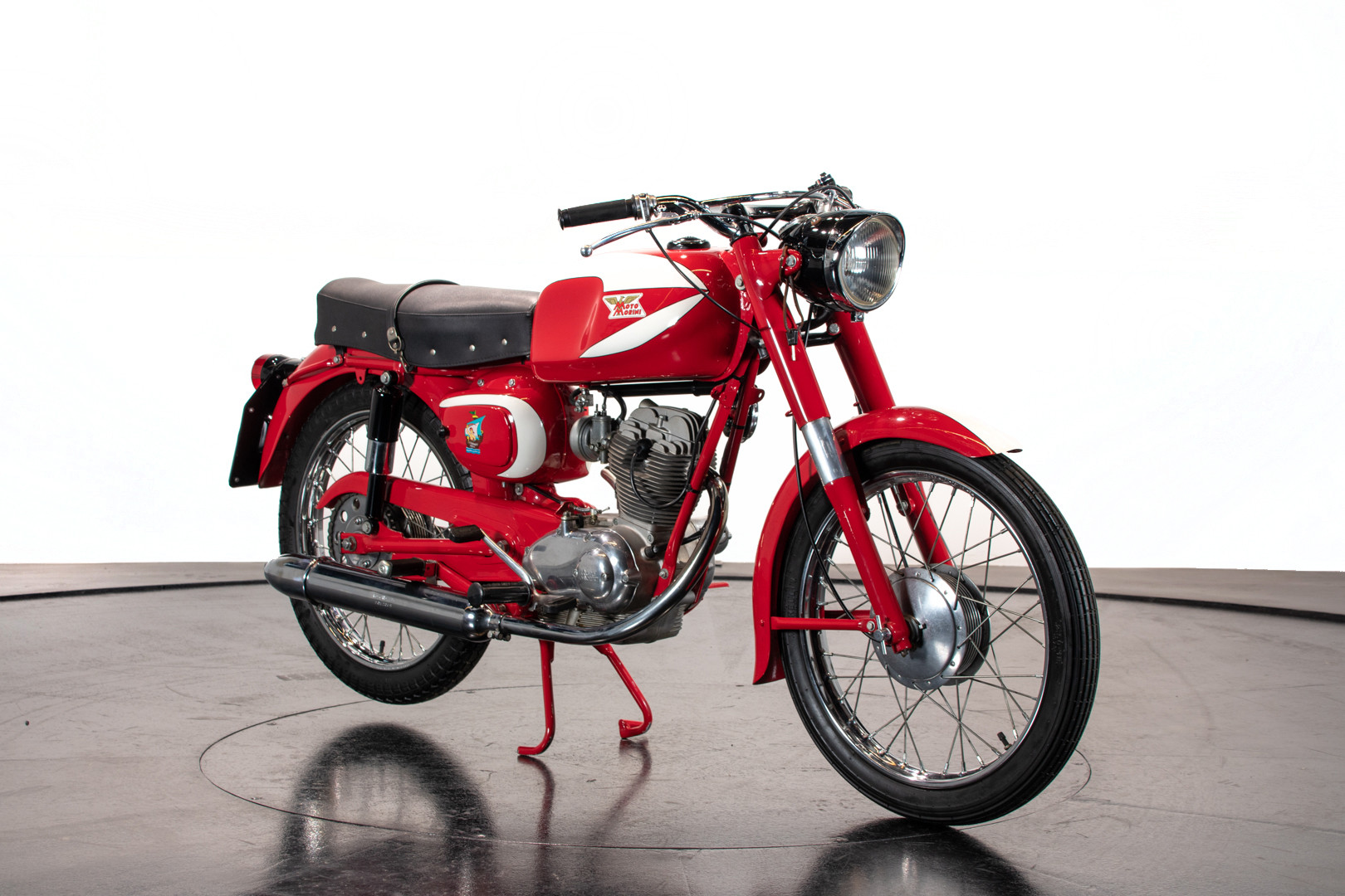 1966 Moto Morini Corsaro 125 4