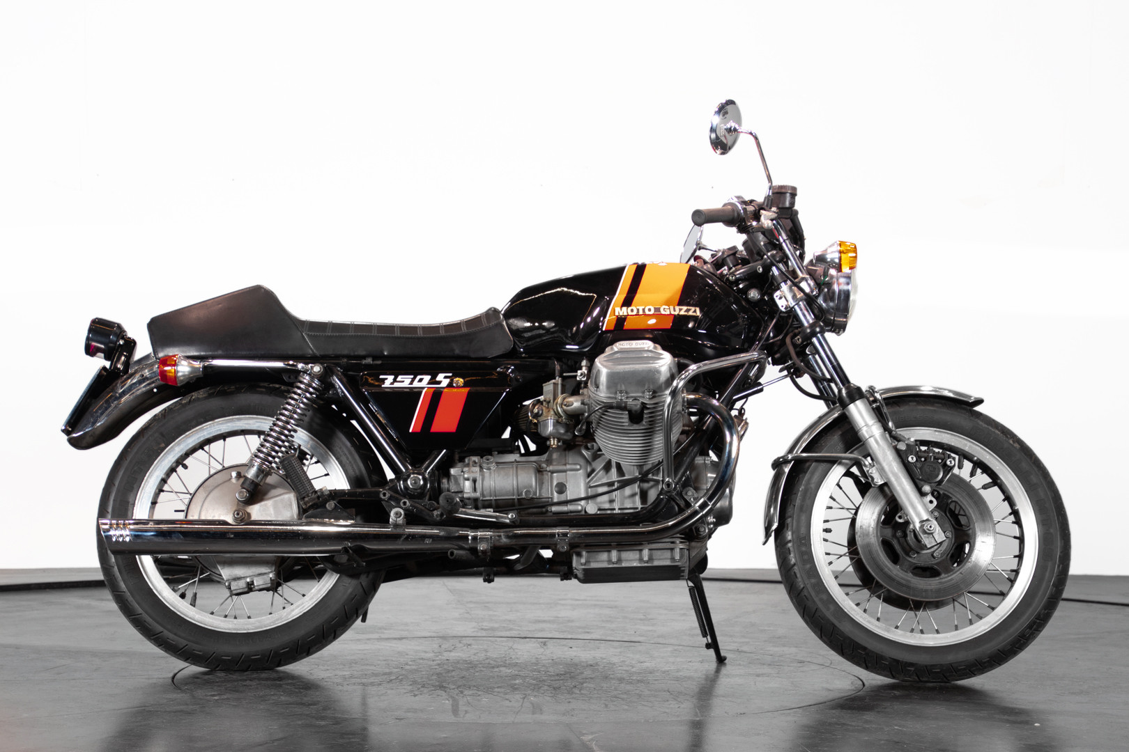 1975 Moto Guzzi VK V7 Sport 4
