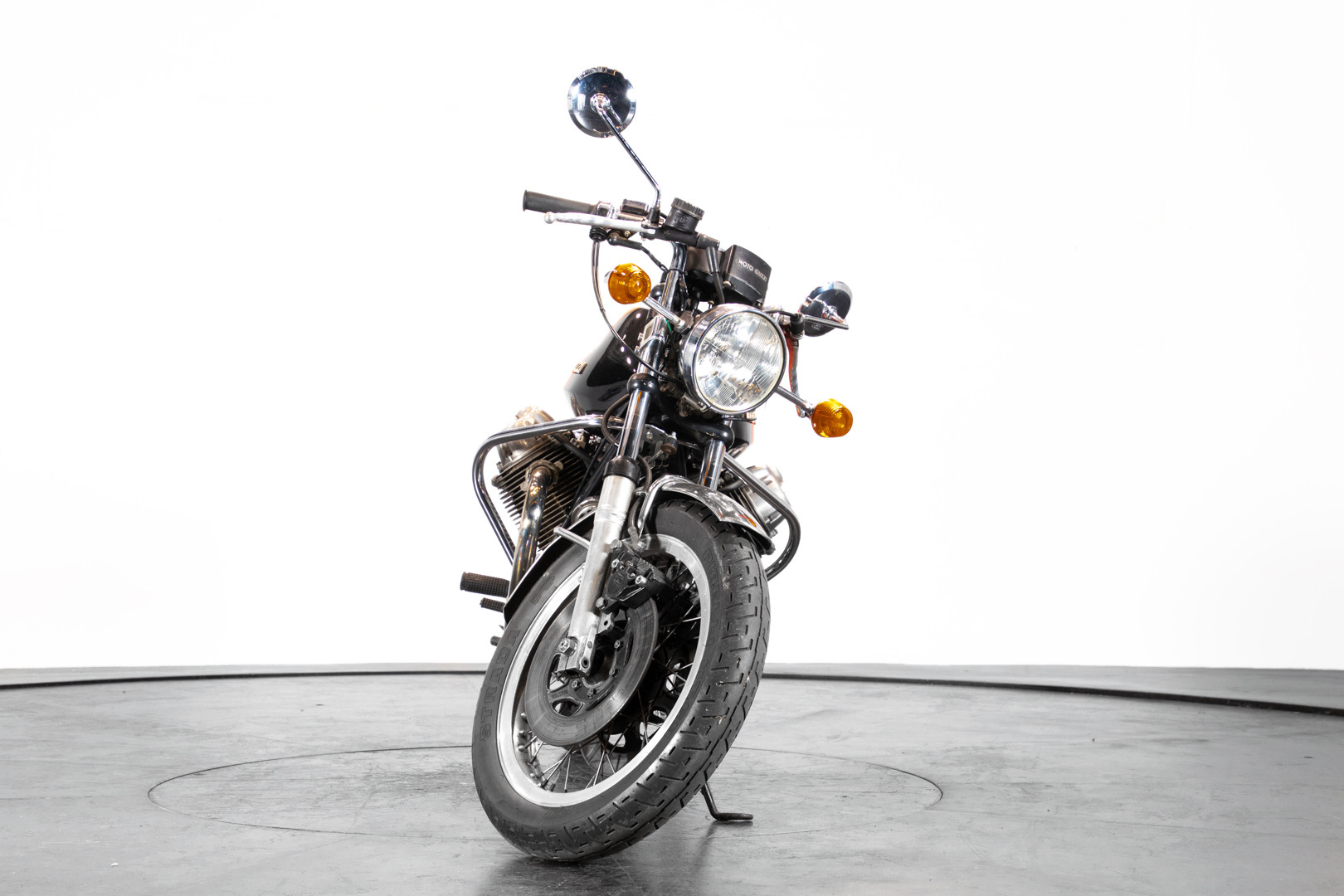 1975 Moto Guzzi VK V7 Sport 2