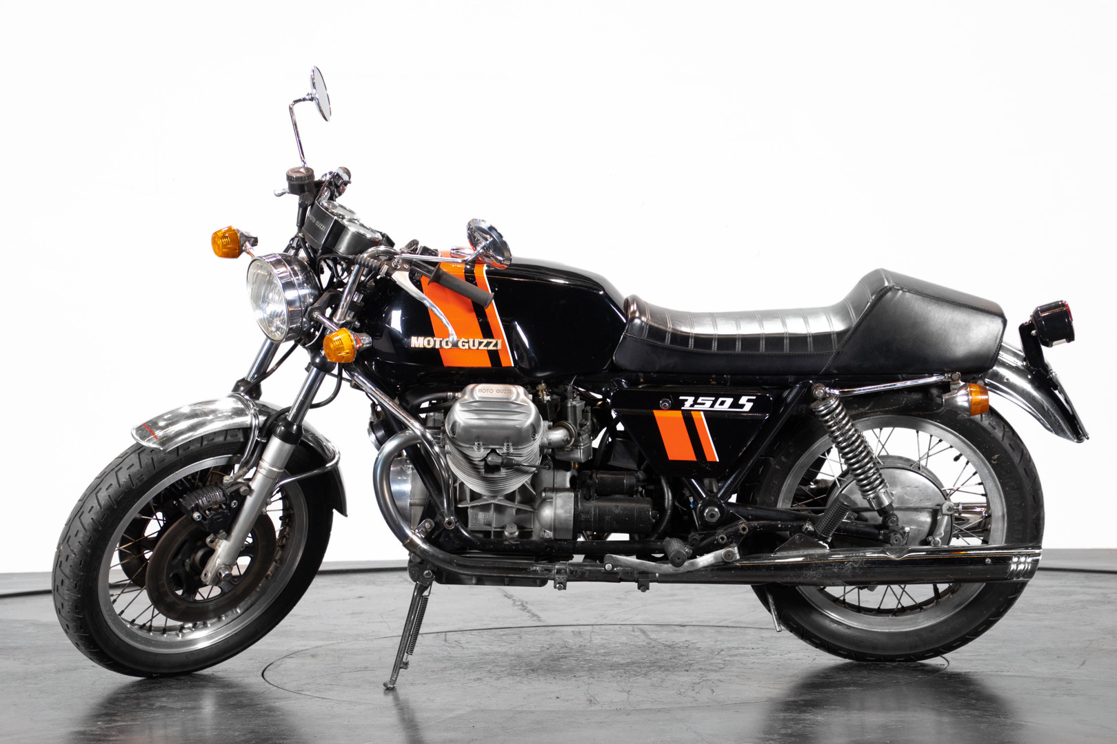 1975 Moto Guzzi VK V7 Sport 0