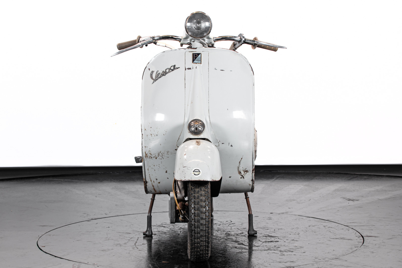1956 Piaggio Vespa 150 VL3T 3