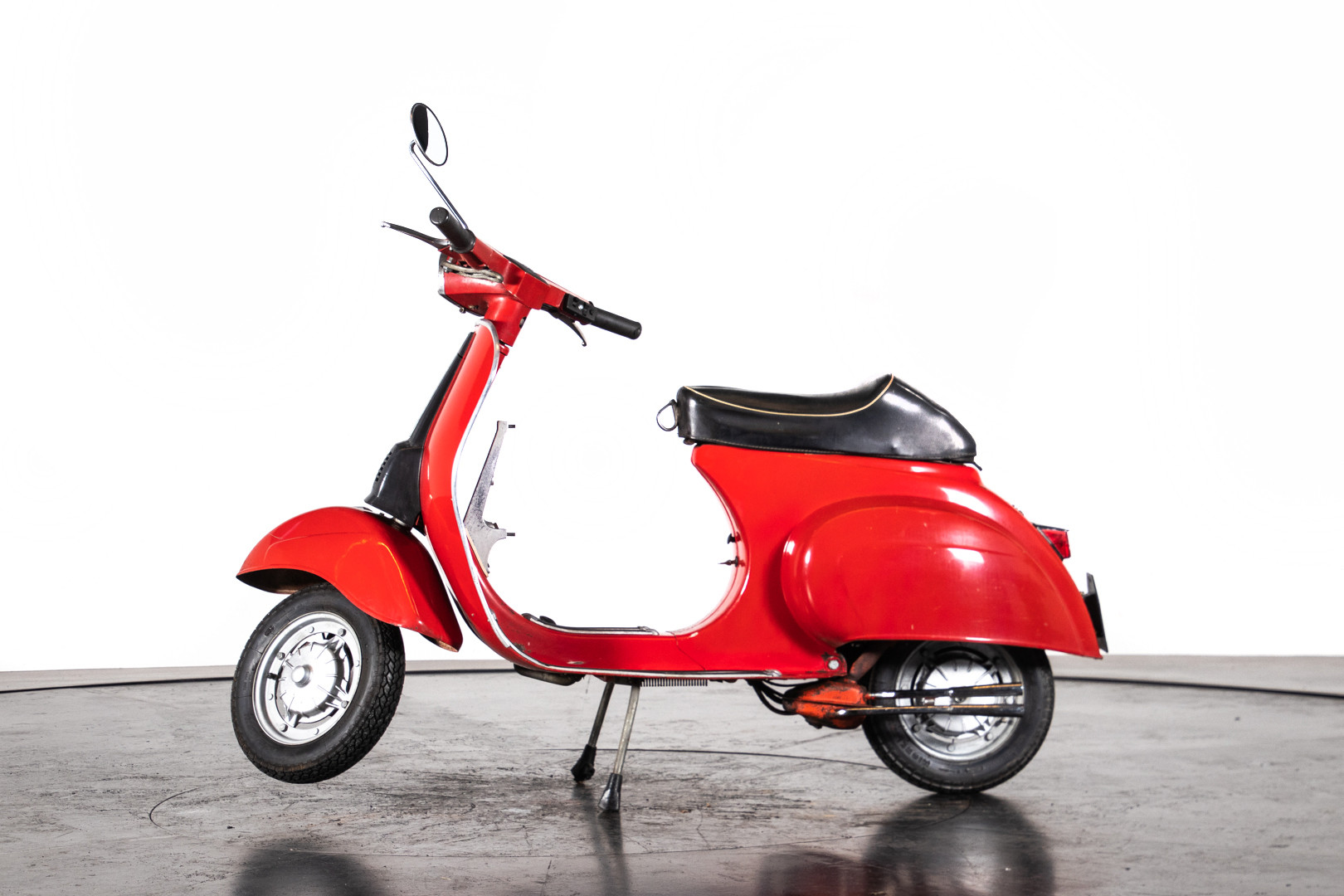 1972 Piaggio Vespa 50 Special 3M 4
