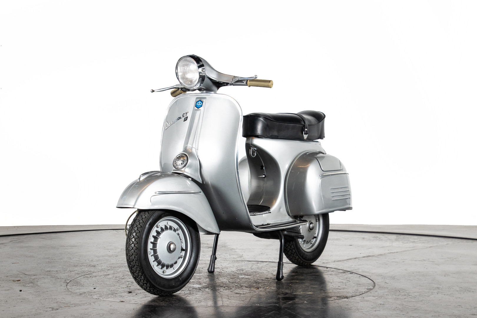 1969 Piaggio Vespa GTR 125 1