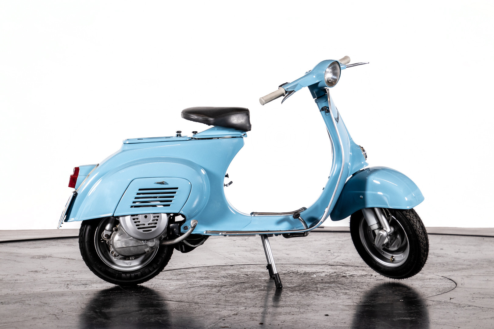1965 Piaggio Vespa V 90 S 9