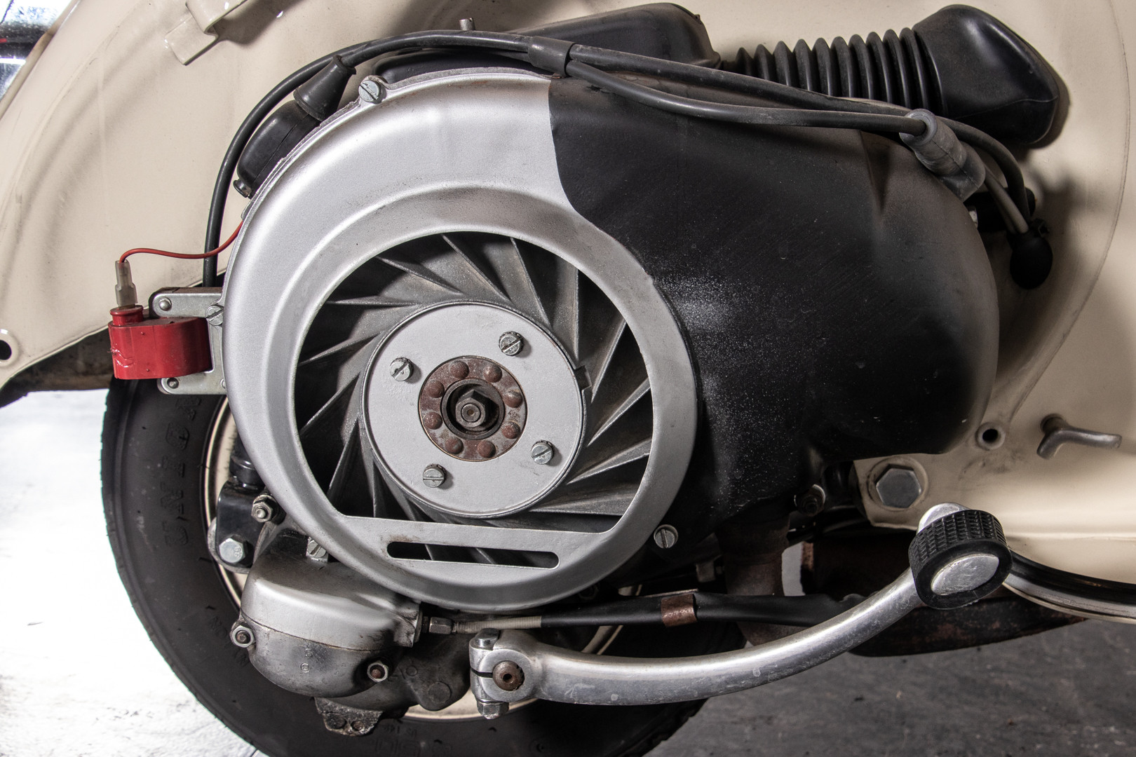 1963 Piaggio Vespa GL 150 VLA1T 18