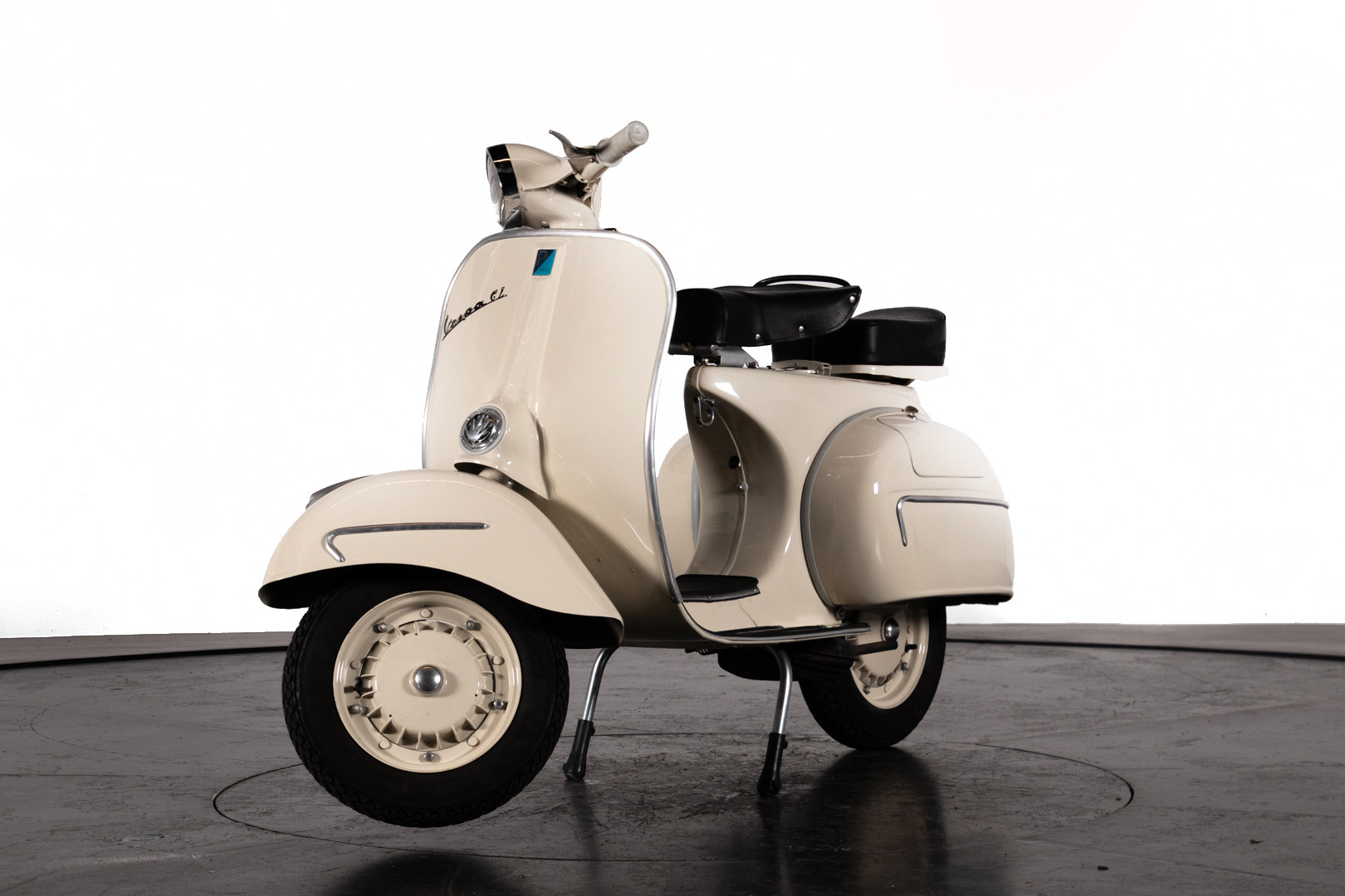 1963 Piaggio Vespa GL 150 VLA1T 1
