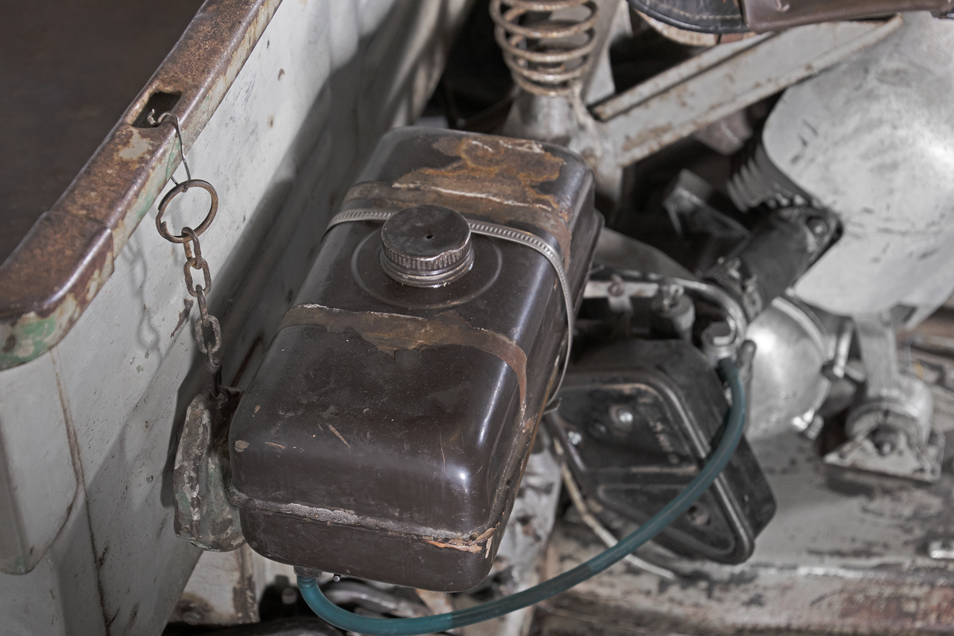 1954 PIAGGIO APE FARO BASSO 23
