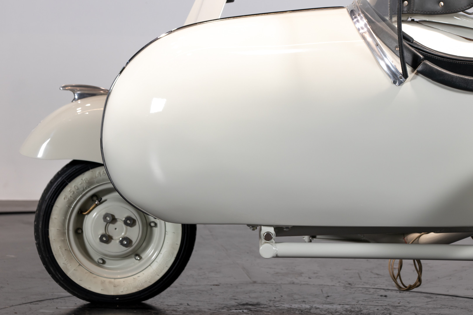 1956 PIAGGIO VESPA 150 SIDECAR VL3 33