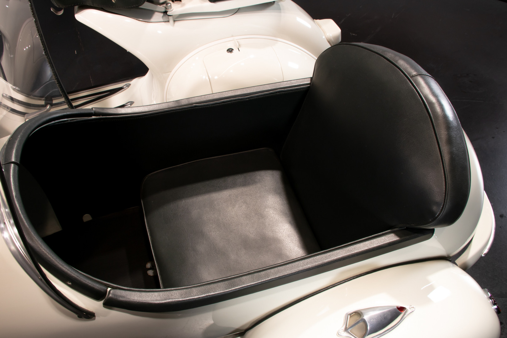 1956 PIAGGIO VESPA 150 SIDECAR VL3 20