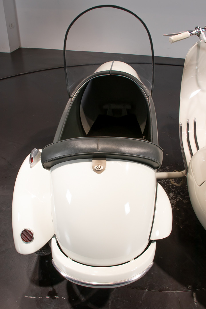 1956 PIAGGIO VESPA 150 SIDECAR VL3 25