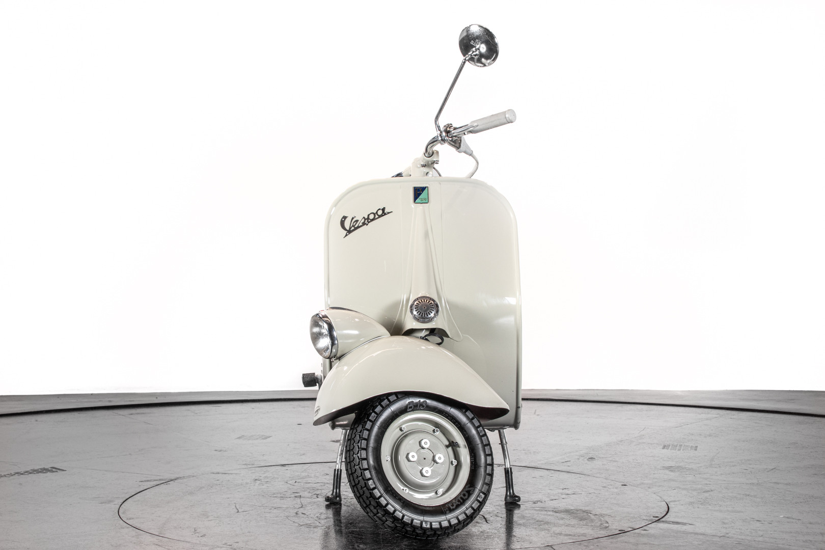 1954 Piaggio Vespa 125 Mod. 53 4