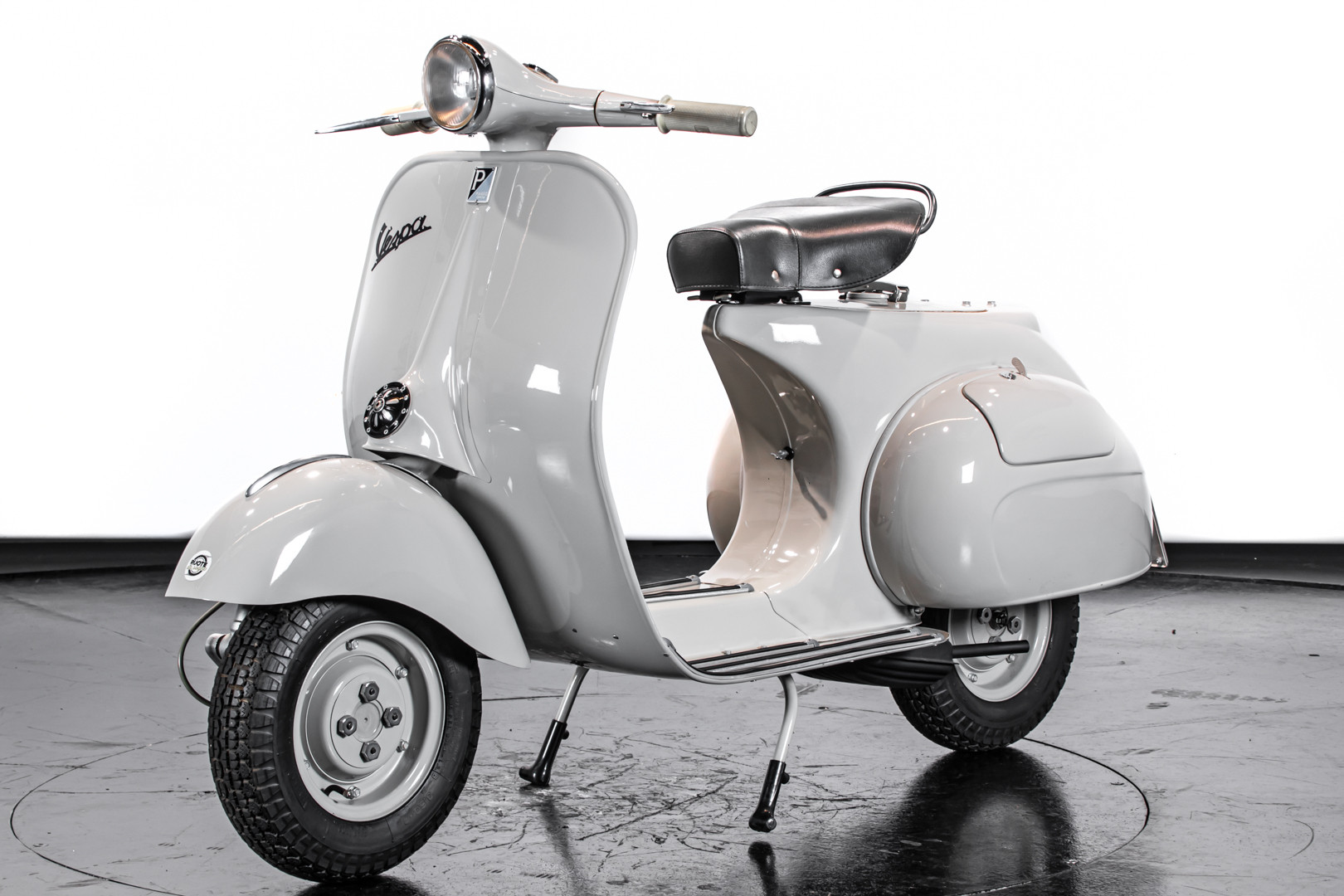 1958 Piaggio Vespa 125 1