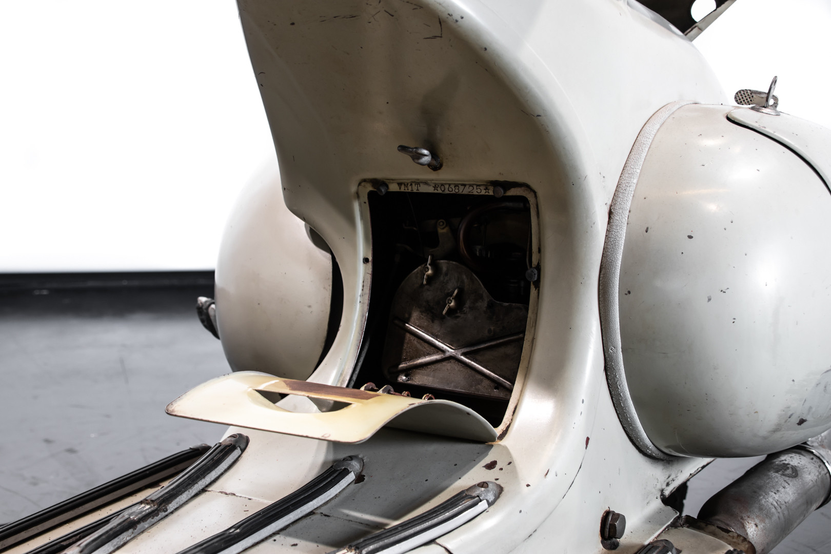 1953 Piaggio Vespa VM1 125 32