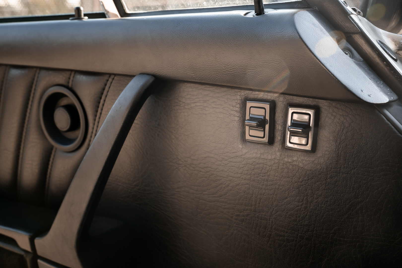 1977 Porsche 911 SC 27