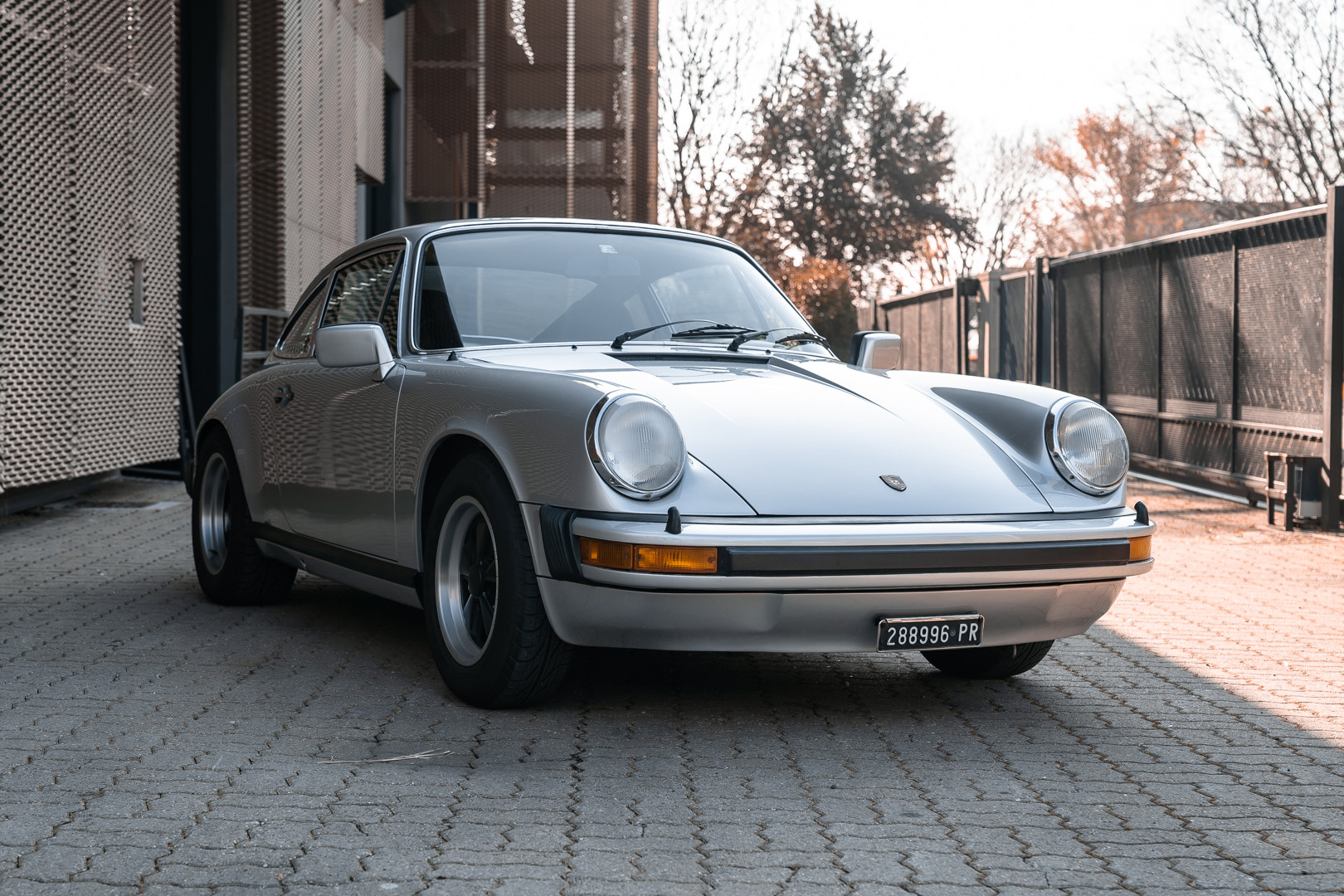 1977 Porsche 911 SC 1