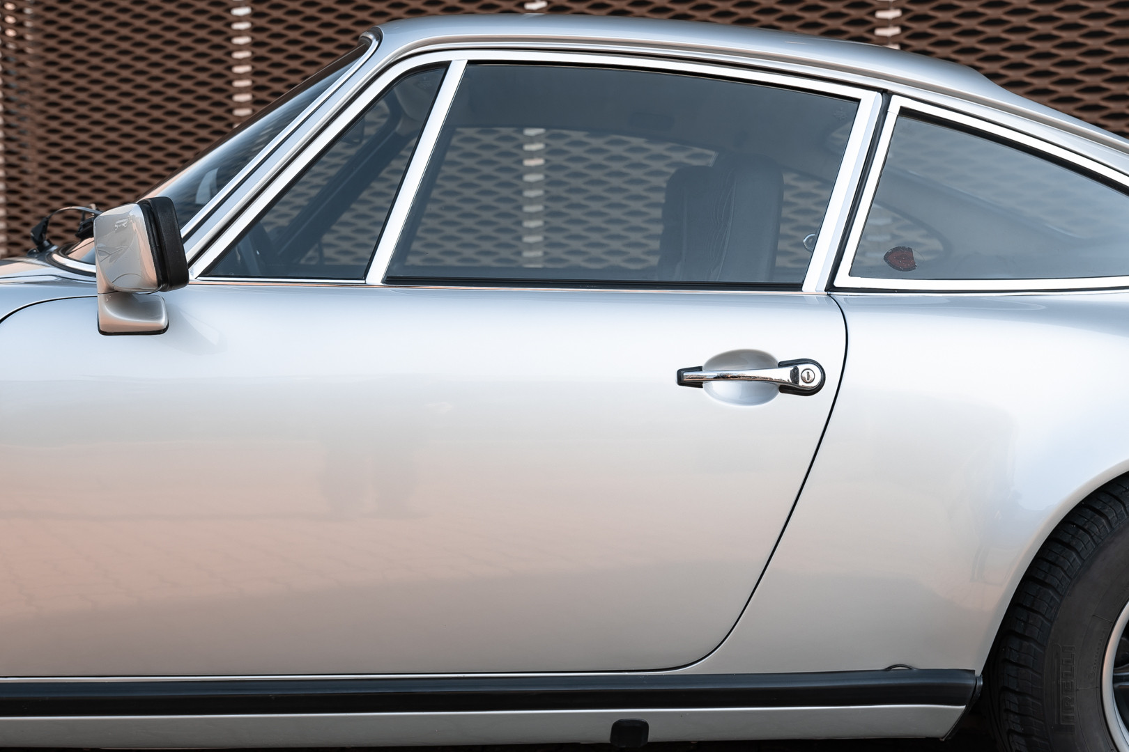 1977 Porsche 911 SC 12