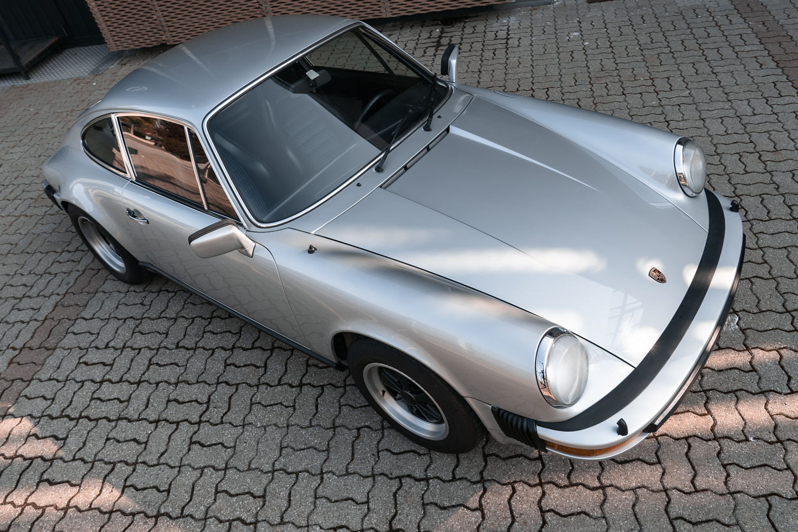 1977 Porsche 911 SC 6