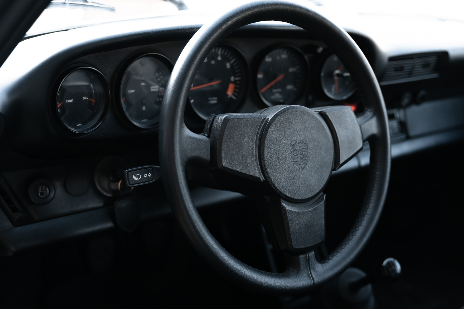 1977 Porsche 911 SC 25
