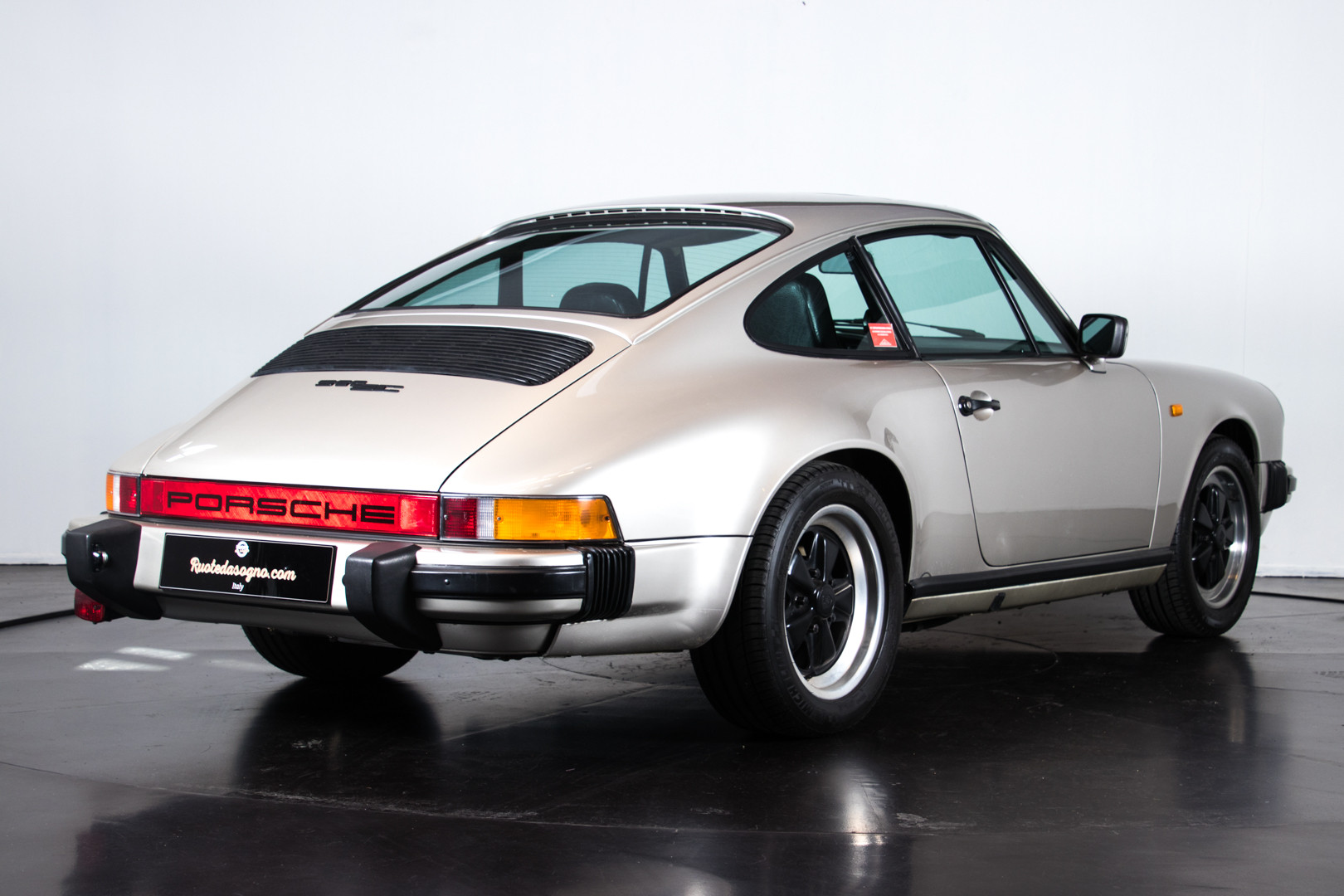 1981 Porsche 911 SC 8