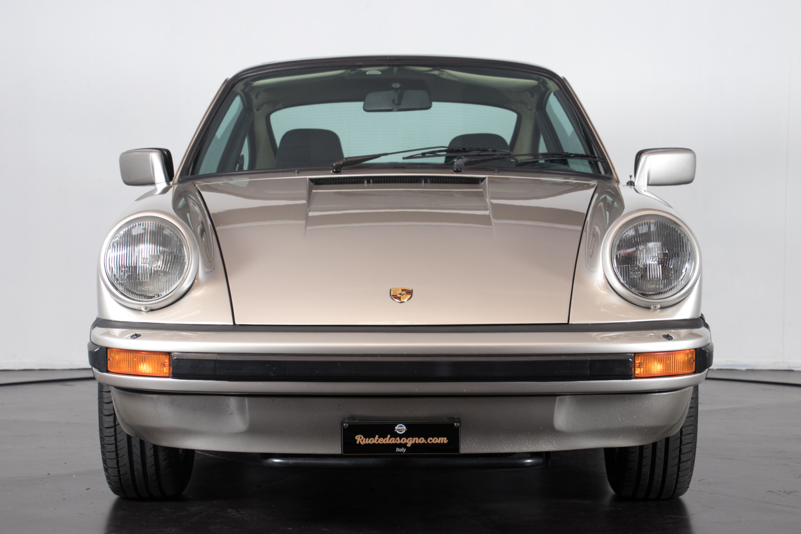 1981 Porsche 911 SC 11