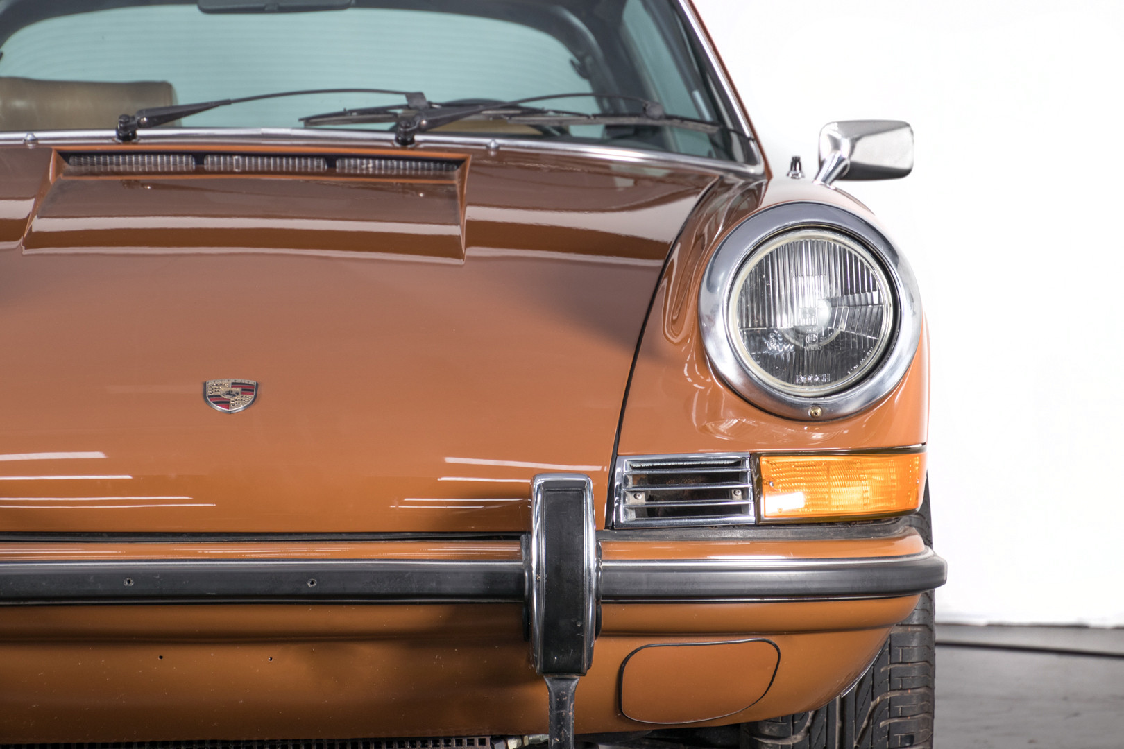 1972 Porsche 911T - 2.4 Targa 9