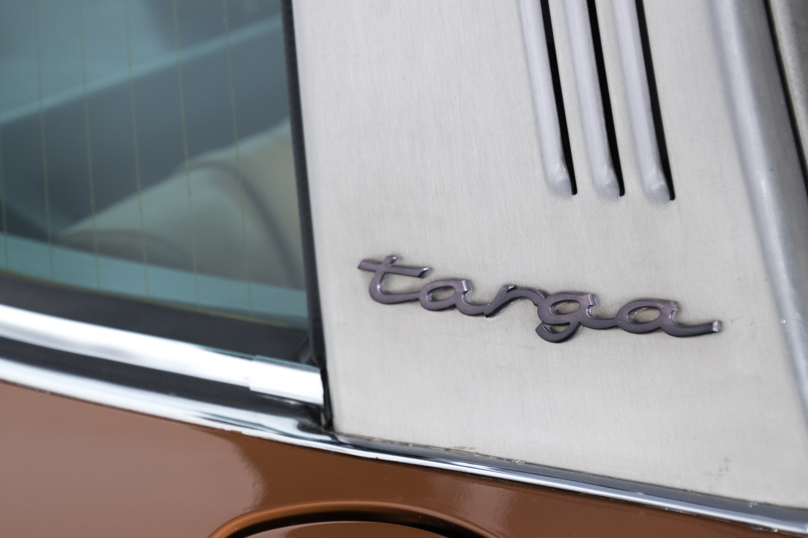 1972 Porsche 911T - 2.4 Targa 13