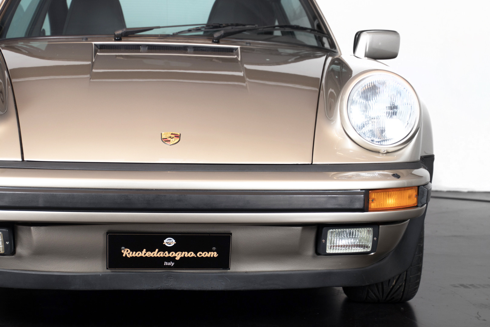 1985 Porsche 930 Turbo 8