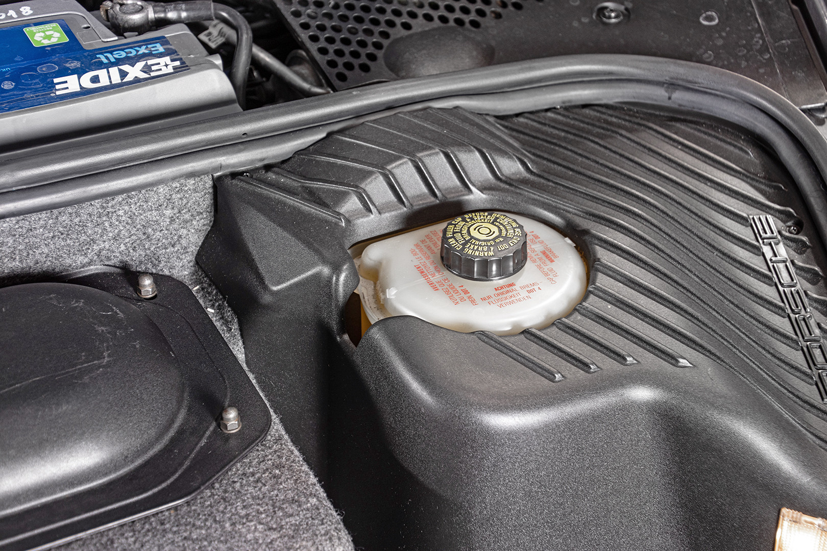 2000 Porsche 996 Turbo 14