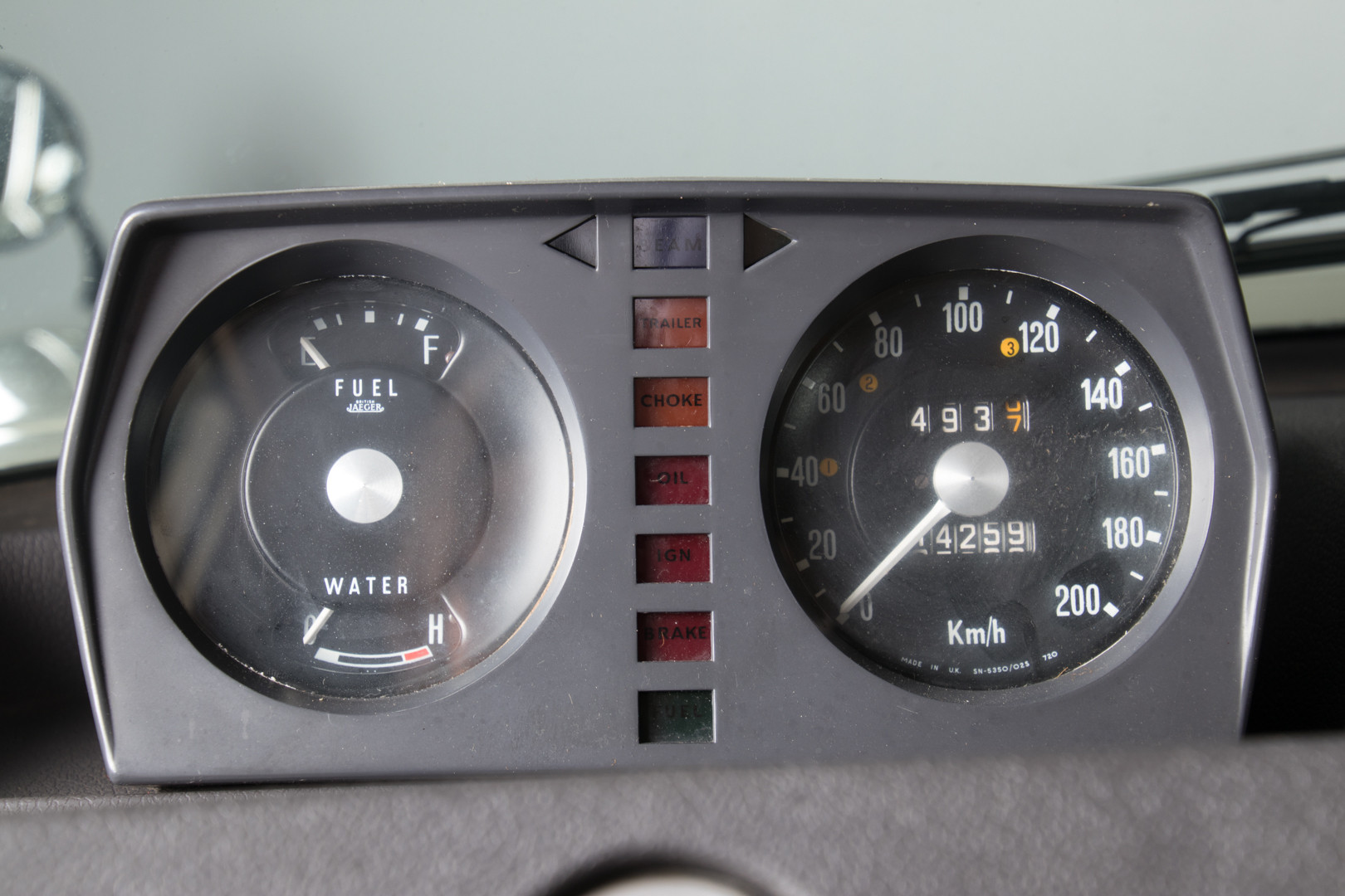 1976 RANGE ROVER 18