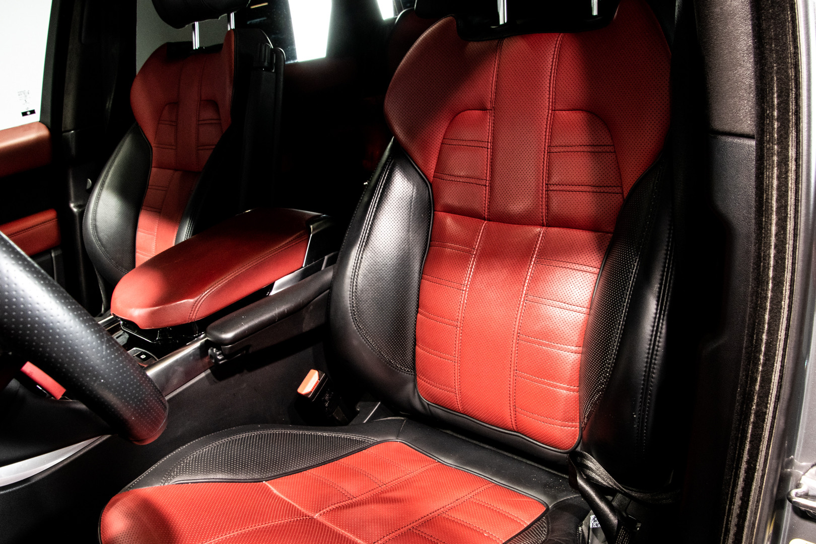 2014 Land Rover Range Rover Sport 25