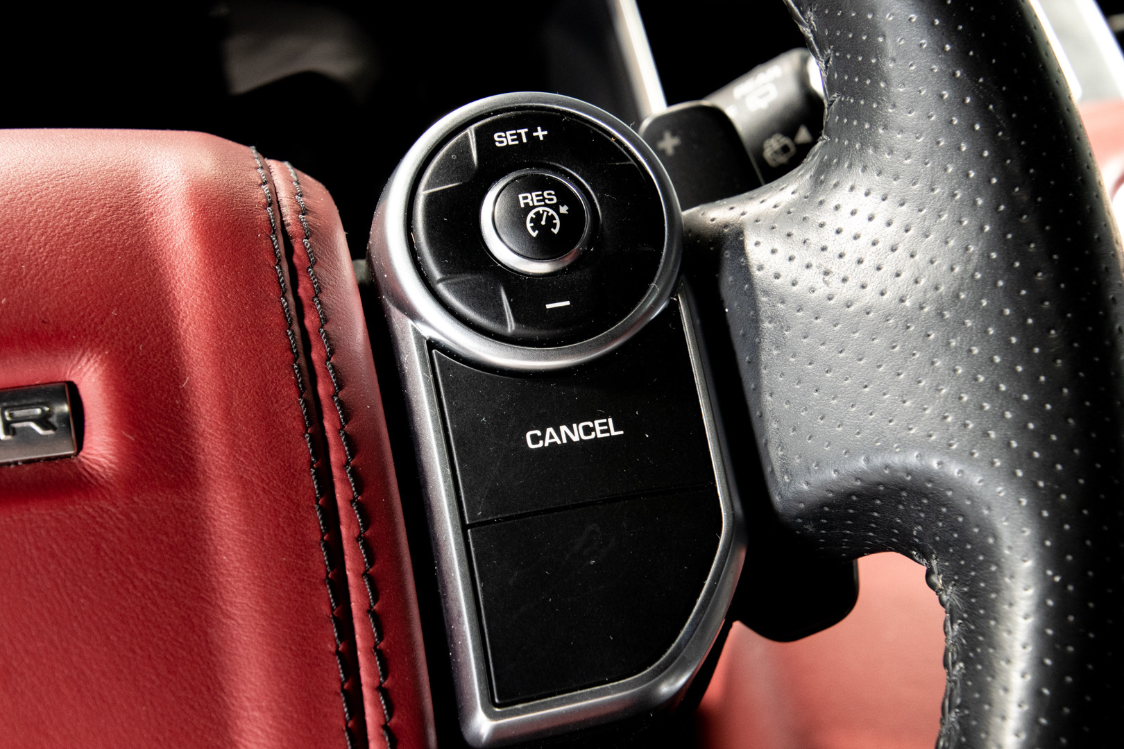 2014 Land Rover Range Rover Sport 31