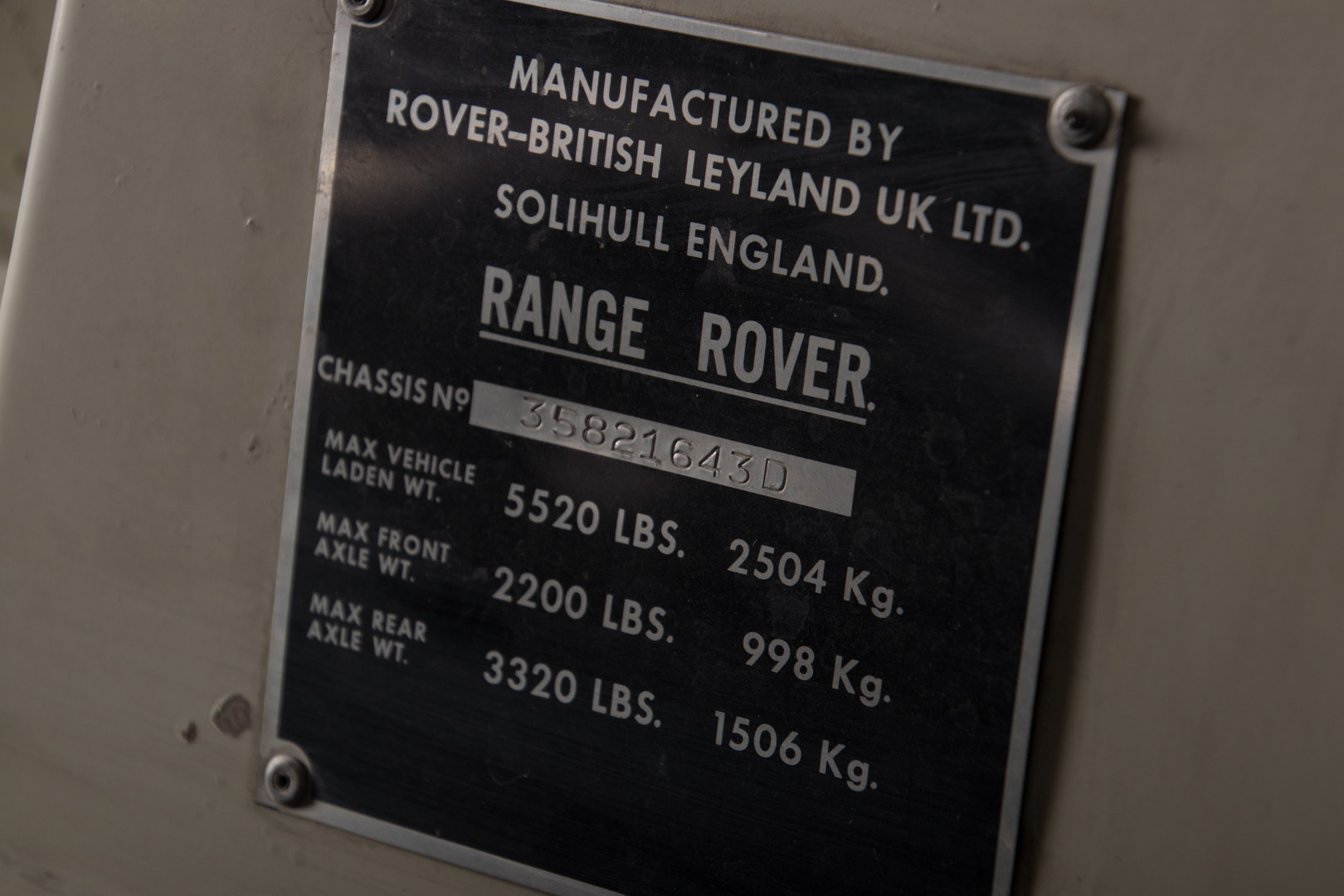 1976 RANGE ROVER 29