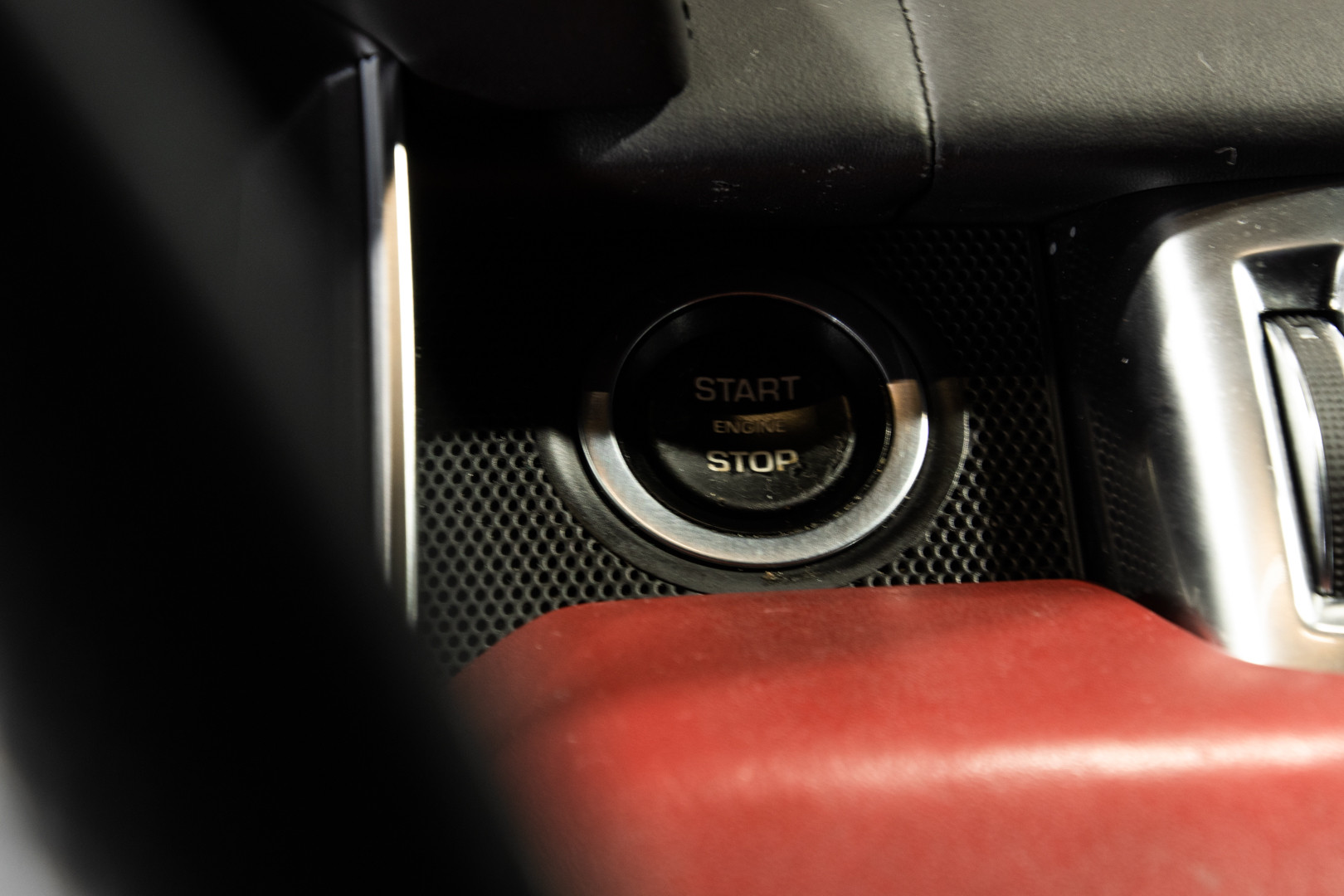 2014 Land Rover Range Rover Sport 34